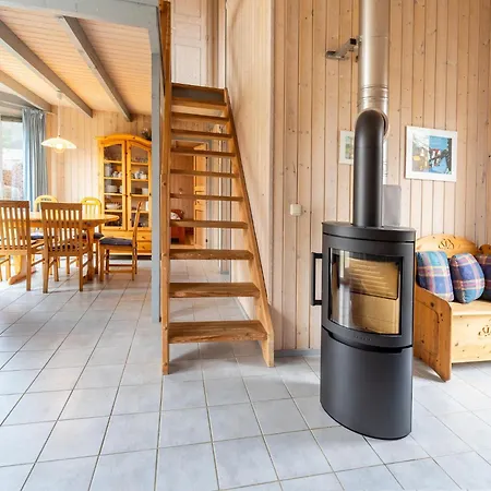 Skandinavisches In Mirow بيت للعطل Granzow